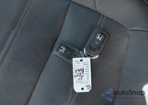 2020 Honda Cr-V Hybrid Touring from USA, damaged, VIN 7FART6H96LE023782